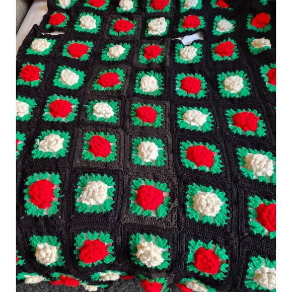 Handmade Crocheted throw - Picture 1 of 5